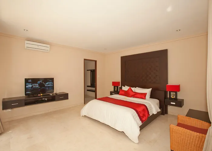 Villa Harmony - *